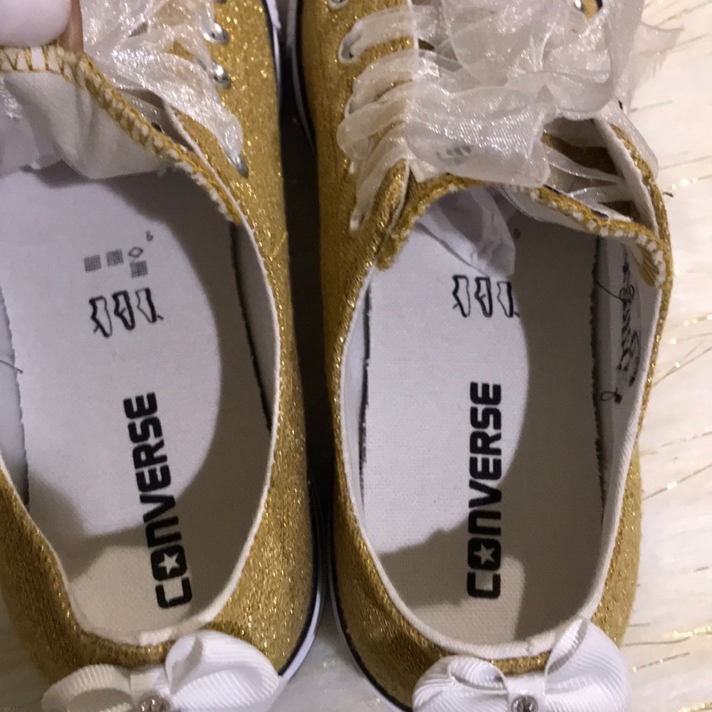 Shoes - Picture 7 of 7